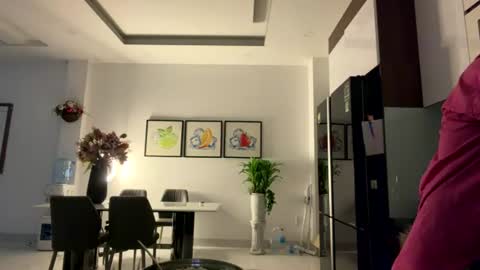 Mencialo online show from July 23, 2026, 2:15 pm