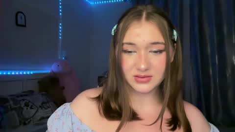 Kitten online show from July 10, 2026, 6:32 pm