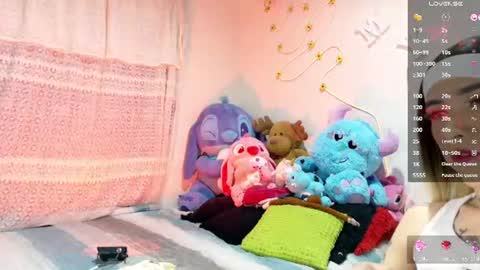 mia califa online show from June 18, 2026, 4:24 am