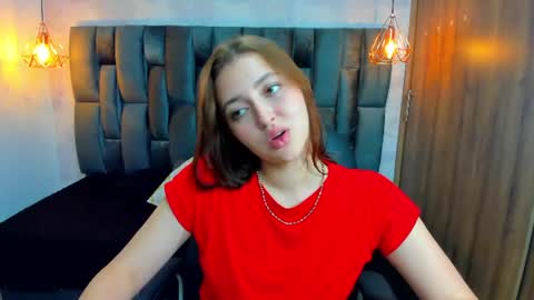 mia_ferrer18 online show from July 26, 2026, 4:47 pm