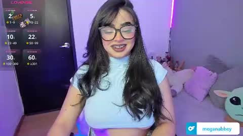 Mia J Abbey online show from July 6, 2026, 11:51 pm