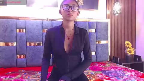 Mia.  online show from May 28, 2026, 11:07 am