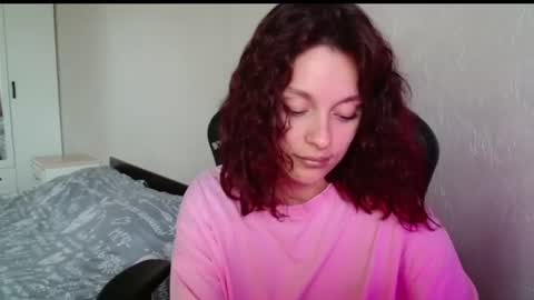 mia_luiza online show from June 16, 2026, 9:34 am