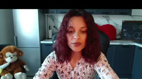 mia_luiza online show from June 26, 2026, 9:46 am