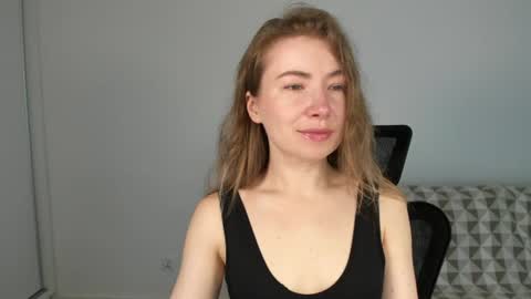 Snapshot of mia_luxx92 chatting on July 24, 2026, 6:22 am Mia online show from July 24, 2026, 6:22 am
