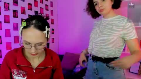 mia_mooon_ online show from June 23, 2026, 8:45 am