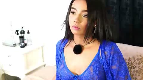 mia rossi 7 online show from July 31, 2026, 4:23 am