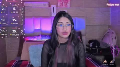 Mia online show from July 29, 2026, 1:26 am