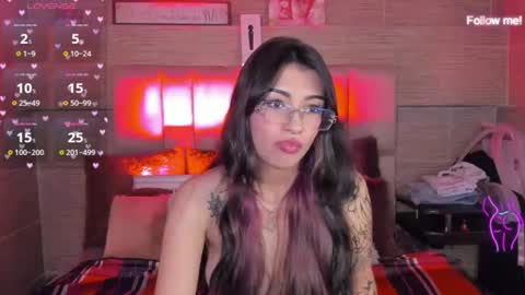 Mia online show from July 30, 2026, 10:20 pm