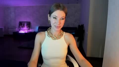 Mia online show from August 1, 2026, 4:23 am