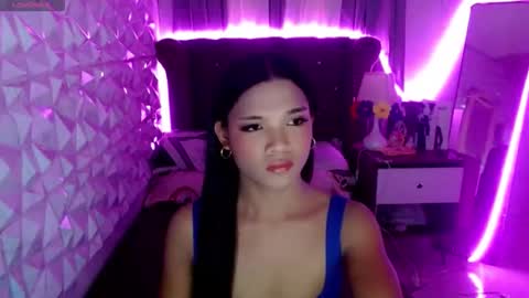 miamalkovax online show from May 17, 2026, 6:11 am