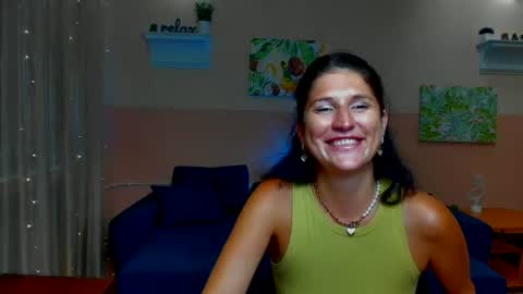 Alianna online show from July 5, 2026, 8:10 am