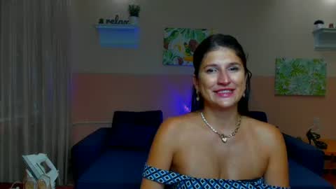 Alianna online show from July 17, 2026, 5:58 am
