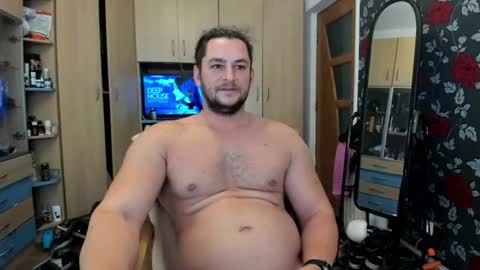 michaelragnar90 online show from July 24, 2026, 6:11 am