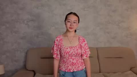 Mio  online show from July 8, 2026, 3:49 pm