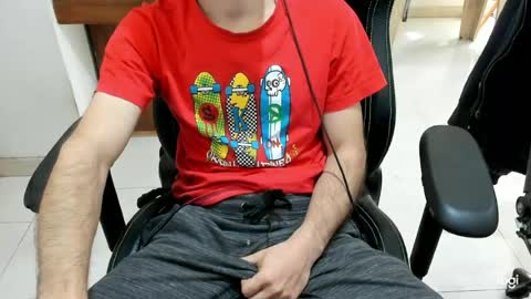 microfama00 online show from June 13, 2026, 7:28 am