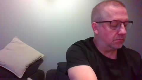 middleton2021 online show from June 14, 2026, 3:08 am