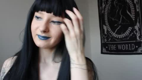 midnightsiren online show from April 26, 2026, 8:56 am
