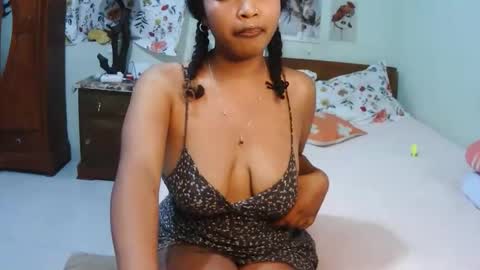 miel_07 online show from May 5, 2026, 12:57 pm