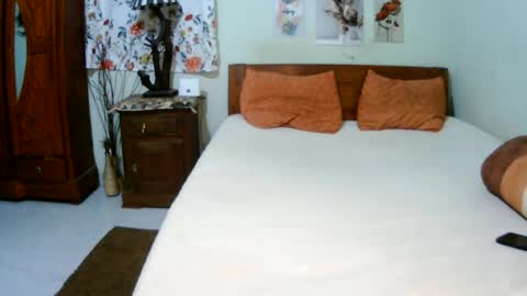 miel_07 online show from June 12, 2026, 6:34 am