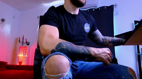 MightyAaron online show from April 26, 2026, 4:10 am
