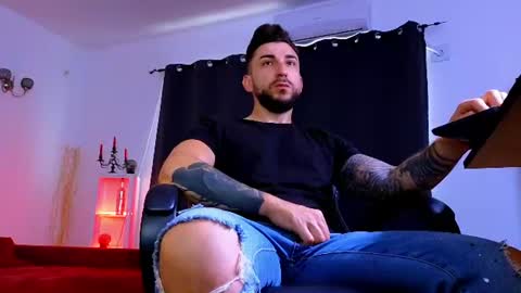 MightyAaron online show from June 21, 2026, 3:31 am