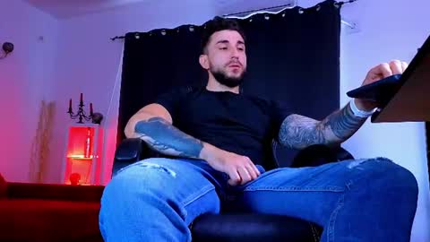 MightyAaron online show from July 10, 2026, 3:47 pm