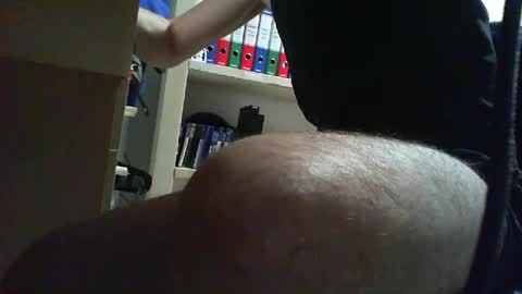 mike85bg online show from April 13, 2026, 9:20 pm