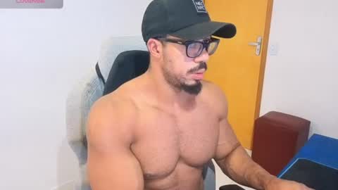 mikehotk online show from June 12, 2026, 10:52 pm