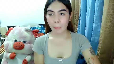 Mikhayla online show from July 26, 2026, 5:48 am