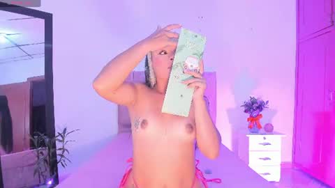 Snapshot of mila_1wood chatting on August 1, 2026, 10:25 am mila_1wood online show from August 1, 2026, 10:25 am