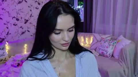 Mila online show from August 7, 2026, 8:33 pm