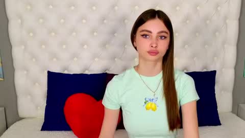 milalick online show from July 23, 2026, 6:44 am