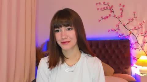 Milana online show from July 23, 2026, 5:38 am
