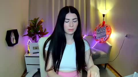 milasecretsss online show from May 23, 2026, 7:35 am