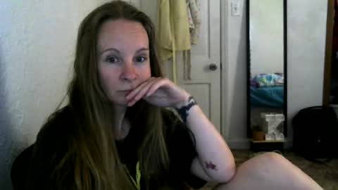 Mila online show from July 12, 2026, 2:19 pm