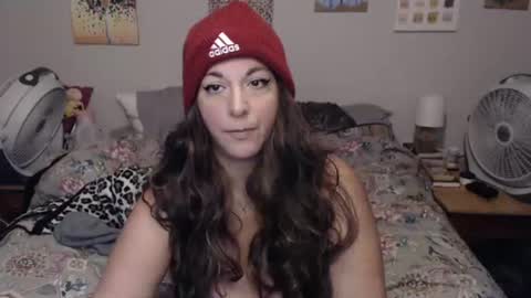 MILF Monee online show from July 20, 2026, 12:36 am