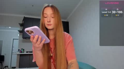 MilkaLiza online show from May 7, 2026, 12:38 am