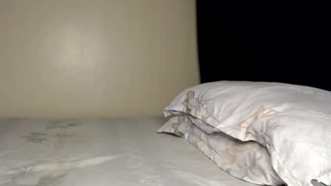 milla_armani online show from July 21, 2026, 12:18 pm
