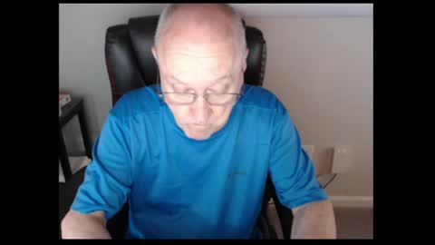 millenium0129 online show from April 29, 2026, 12:27 am