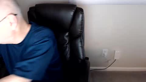 millenium0129 online show from May 23, 2026, 1:33 am