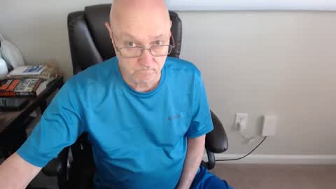 millenium0129 online show from June 3, 2026, 5:51 pm