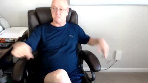 millenium0129 online show from June 4, 2026, 6:14 pm