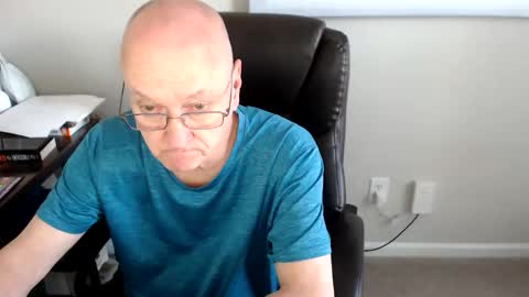 millenium0129 online show from June 5, 2026, 6:24 pm