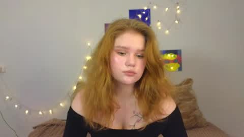 hi Im Mina  online show from April 26, 2026, 8:01 am