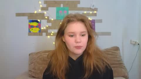 hi Im Mina  online show from May 12, 2026, 2:19 am