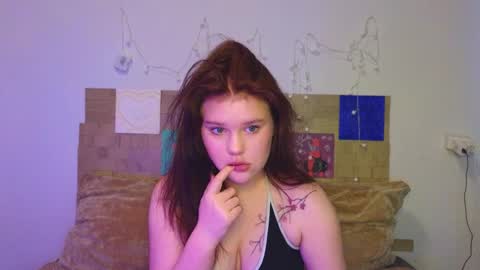 hi Im Mina  online show from May 25, 2026, 9:37 am