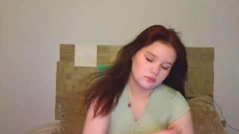 hi Im Mina  online show from June 3, 2026, 7:44 am