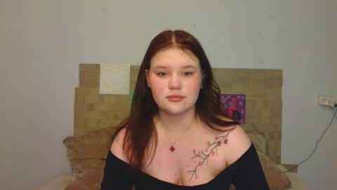 hi Im Mina  online show from June 5, 2026, 10:10 am