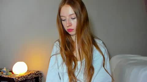Snapshot of minidiva_ chatting on June 16, 2026, 7:49 pm Amelia online show from June 16, 2026, 7:49 pm